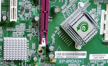 Athlon XP 3200+ и плата EPoX 8RDA3+ на чипсете NVidia nForce2 400 Ultra - CompReviews. ru