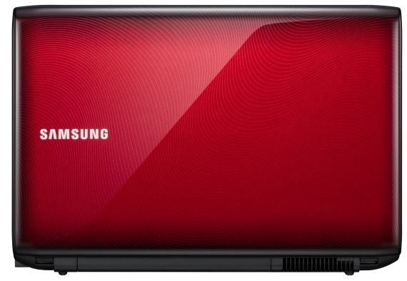 Обзор мультимедийного ноутбука Samsung R730-JS04 (R730E)